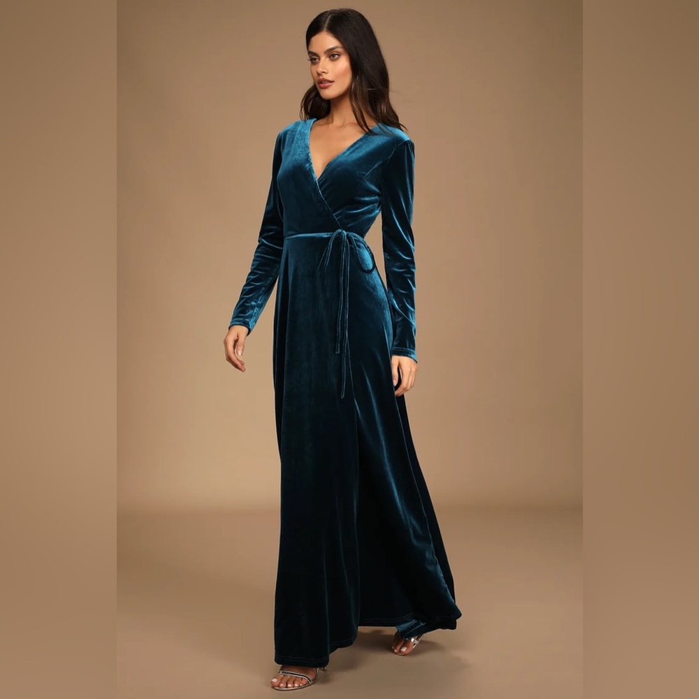 Lulu’s Jacinda Teal Blue Velvet Wrap Maxi Dress Size L